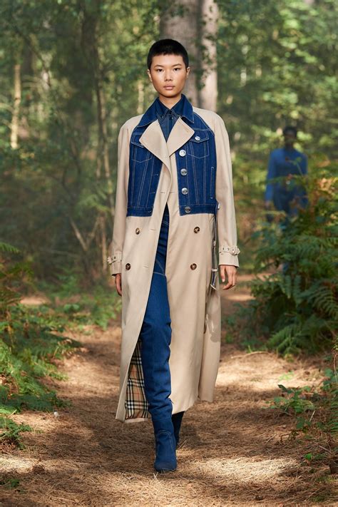 collection burberry 2021|Burberry fashion show.